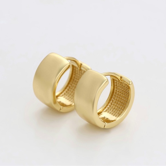 Thick Hoop Earrings 14k Gold Plated Luxury Jewelry - Picture 4 of 10